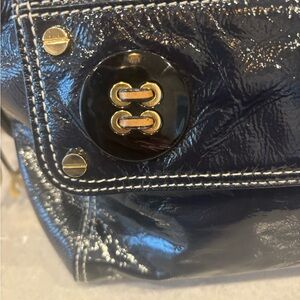 Luxurious Navy Blue Leather Shoulder Bag with Gold Accents